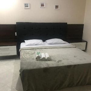 Suite Familiar Deluxe con Cama King